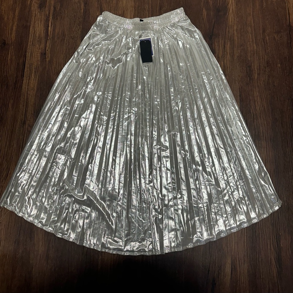 NWT Tullea midi metallic skirt